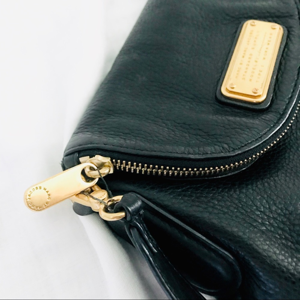 ❌SOLD❌MARC JACOBS Small Crossbody Purse - Picture 6 of 12